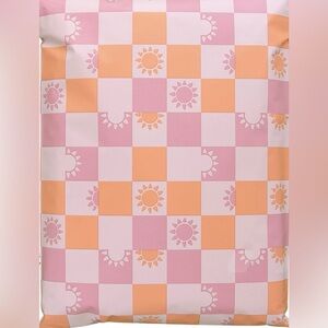 25 checkered Sunny 🌞 poly mailers